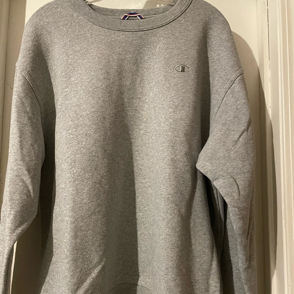 Champion grey crewneck sweatshirt size large